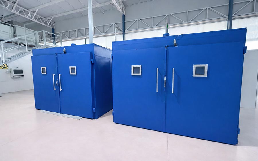 Electric ovens for curing operations