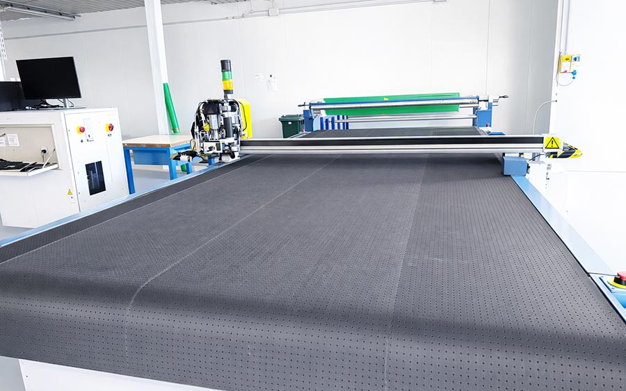 GFM cutting machine for prepreg